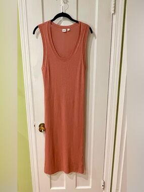 GAP | Sleeveless ribbed knit dress in “desert sand”, size XL